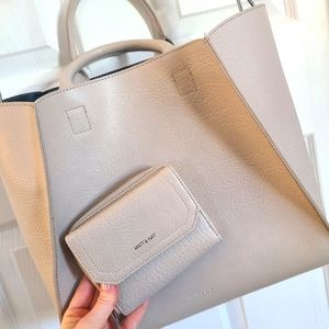 Matt & Nat Loyal tote and wallet